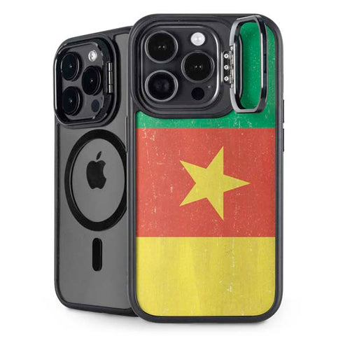 Cameroon Flag Distressed iPhone 15 Pro Kickstand Case